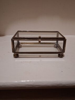Vintage Glass & Brass Jewelry Trinket Box